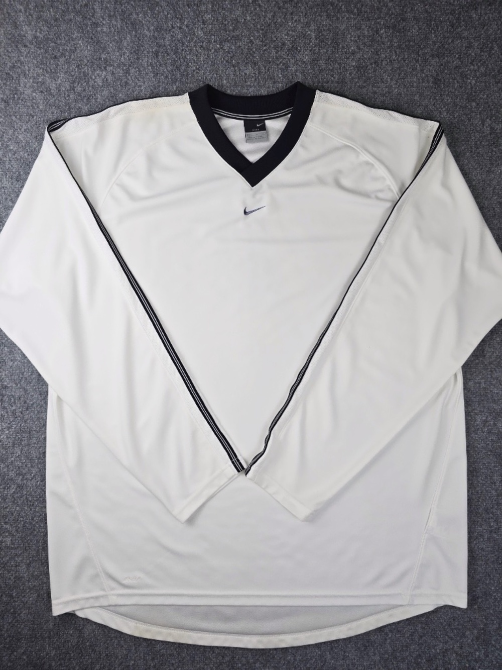 Vintage Nike Y2K Center Swoosh Long Sleeve Soccer Jersey White XL NWOT